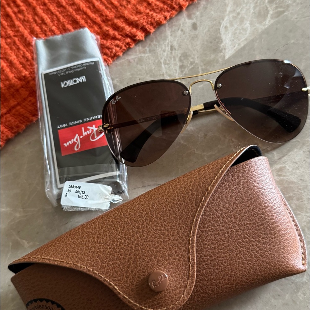 Ray-Ban Gold Frame Brown Lens Aviator Sunglasses